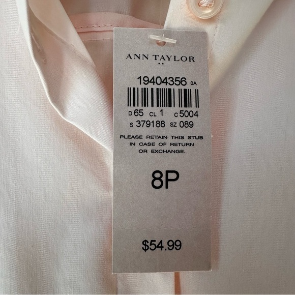 Ann Taylor Essential Shirt, Light Pink, Button-front Blouse, 8P - Picture 6 of 6